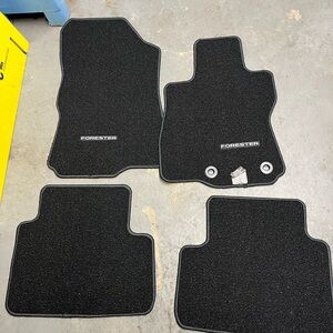 Black Subaru  Forester Car Floor Mats 2026